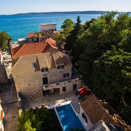 Castel Zinfandel * Kaštela