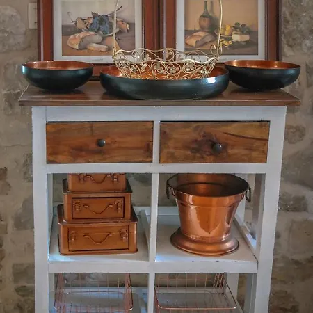 فيلة Castel Zinfandel *